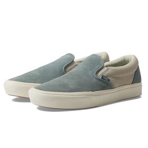 Vans Comfycush Slip-On Shoes Size 8